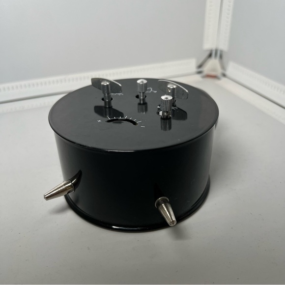 Antique 2 Bell Desk Top Alarm Clock (Black) Fully Functional ! - Picture 3 of 5